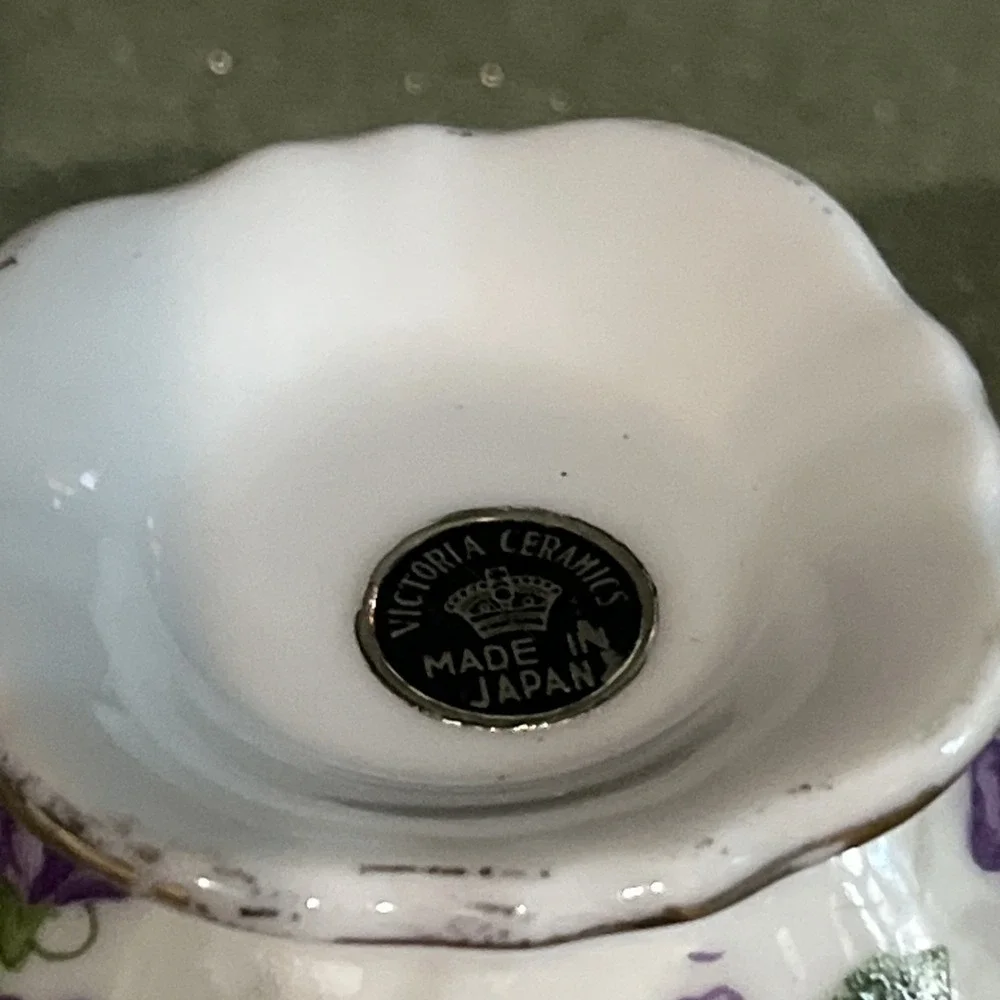 Victoria Ceramics Japan Porcelain Violets Gold Lusterware Teacup & Saucer Rare!